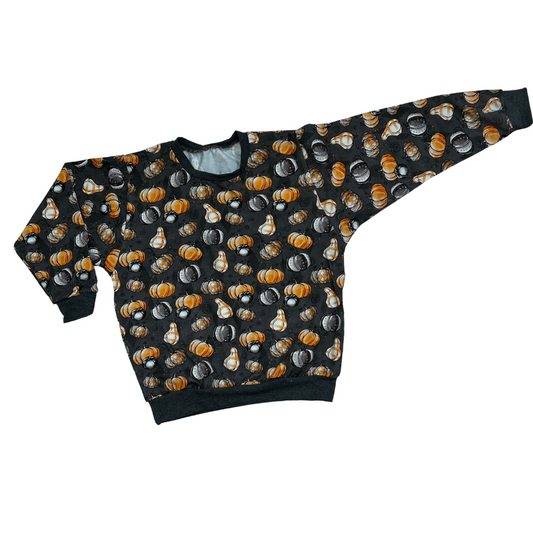 Pumpkin Lounge sweater age 6-7